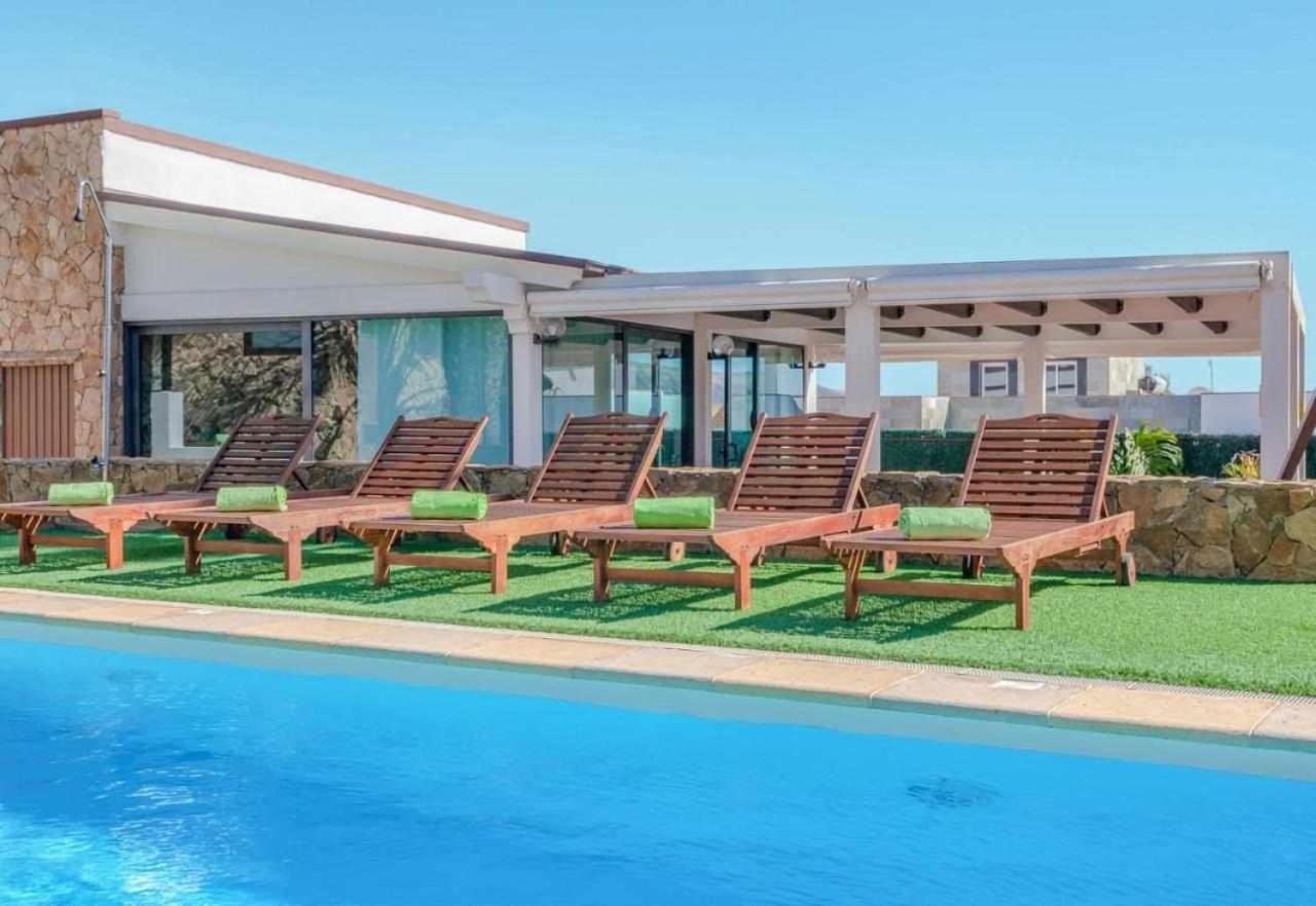 Villa Cobas Con Piscina Y Privada Triquivijate 외부 사진